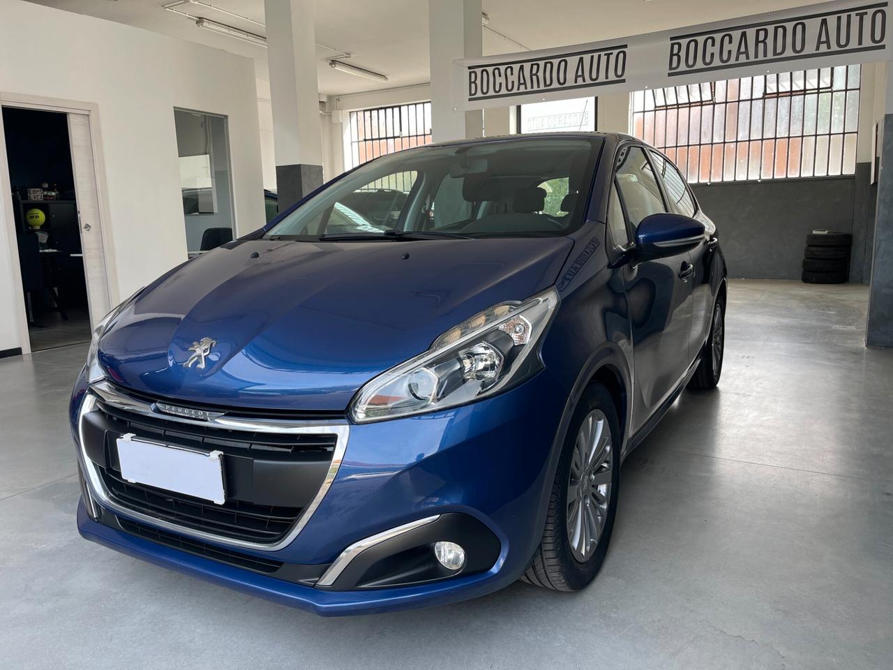 Peugeot 208 BlueHDi 75CV 5 porte Allure