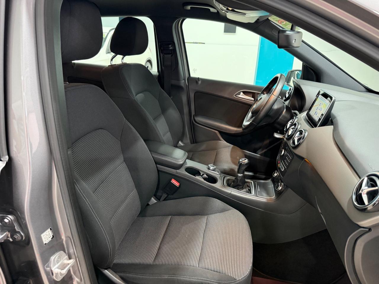 MERCEDES CLASSE B 2015 DIESEL *MANUALE *88 MILAKM CERTIFICATI