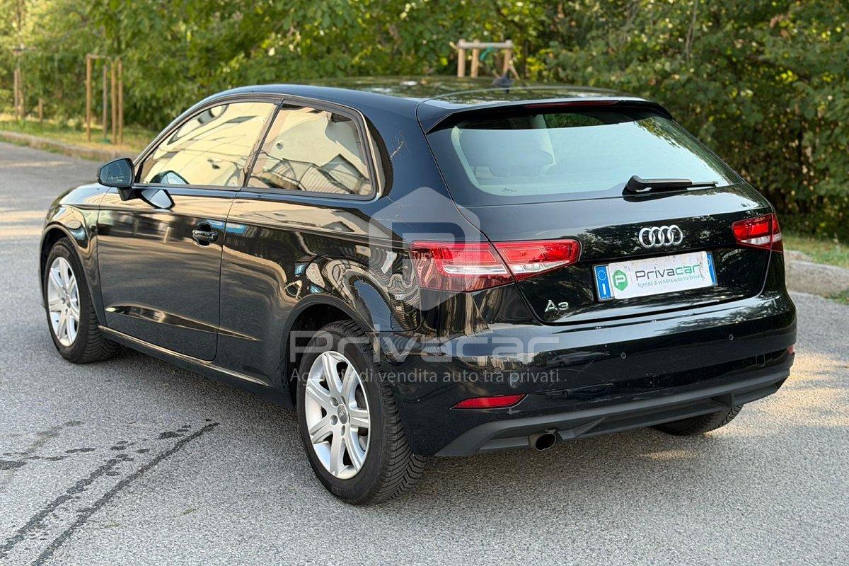 AUDI A3 1.0 TFSI S tronic Business