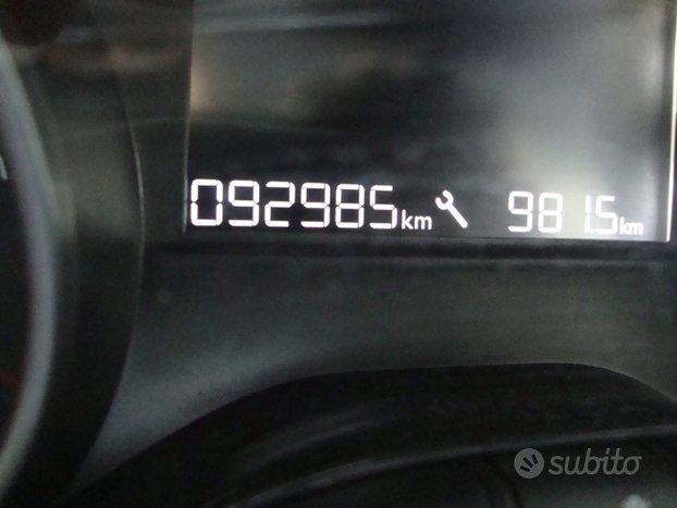 Peugeot 208 1.6 Blue-Hdi 75 CV KM.93000