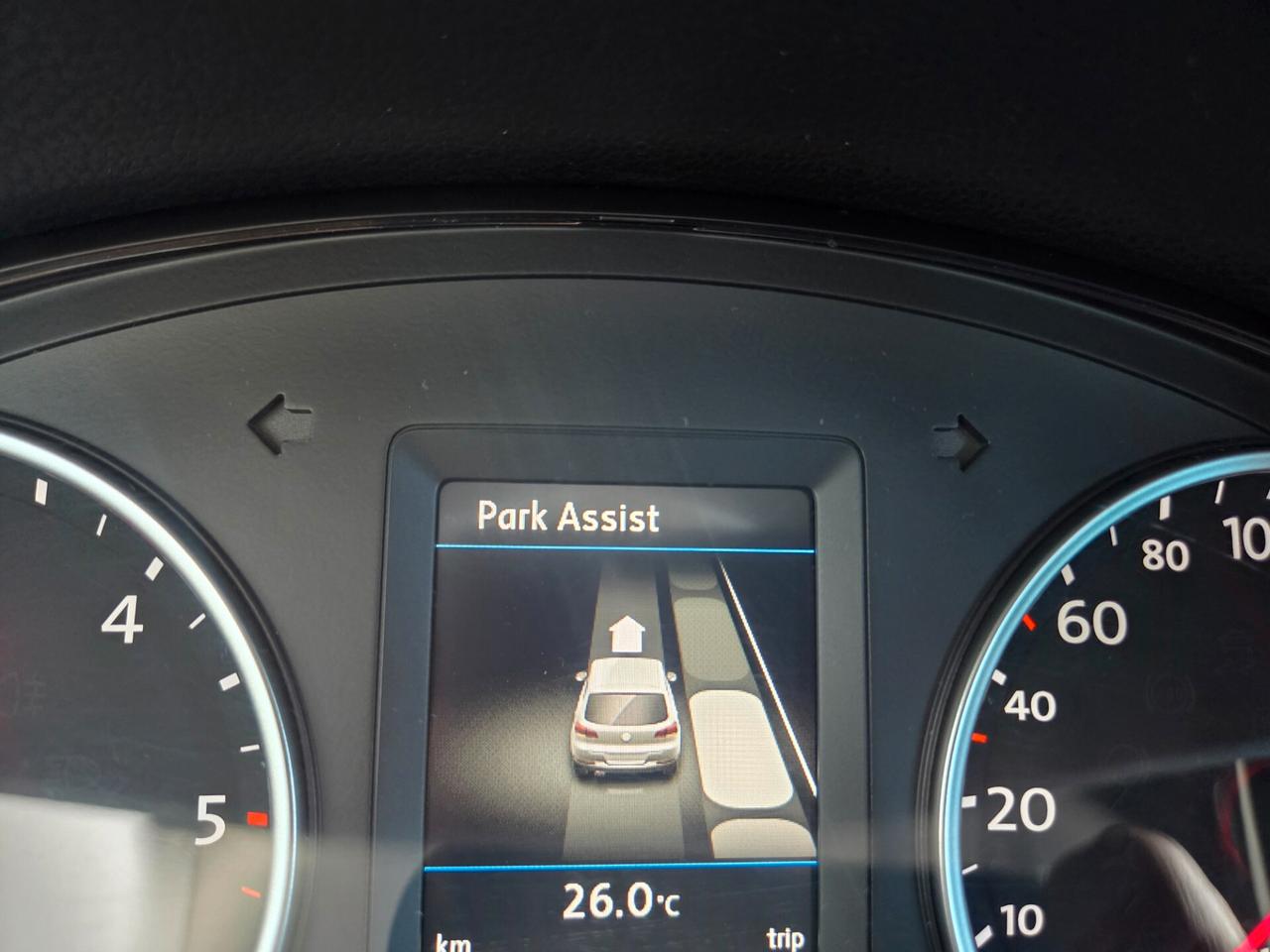 VW TIGUAN 2.0 TDI ANNO 2015 NAVI PARK ASSIST KMCERTIF