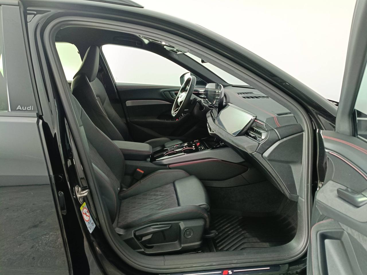 AUDI A5 III 2024 Avant - A5 Avant 2.0 tdi mhev+ S line edition qu