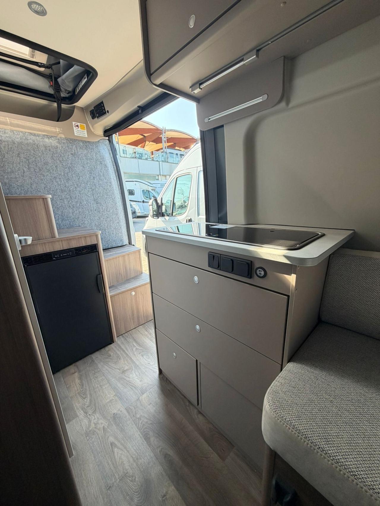 Carado CV 541 Pro Tetto Sollevabile