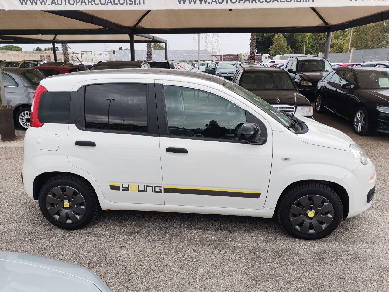 Fiat Panda 1.2 Young 69cv