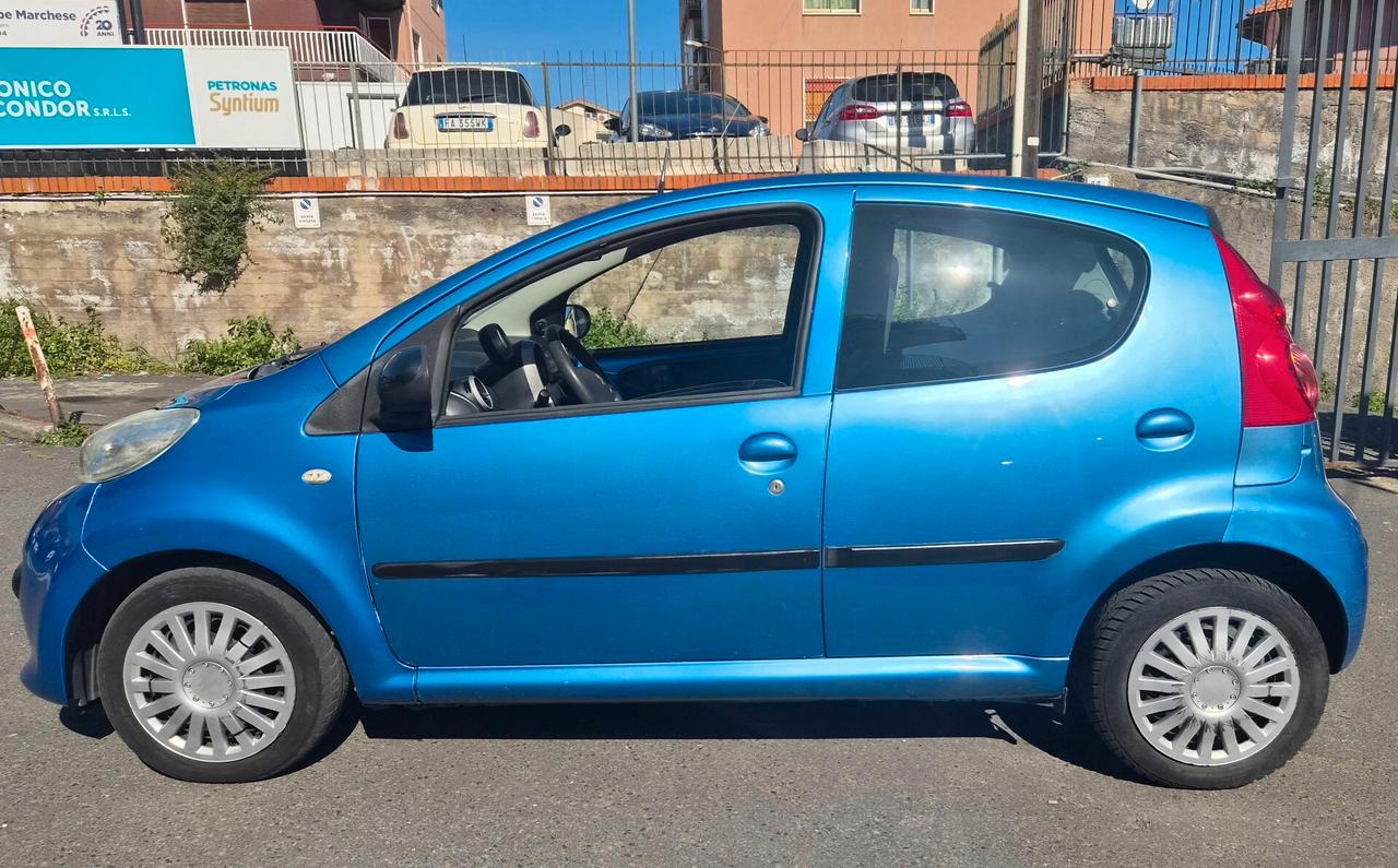 Peugeot 107 1.0 68CV 5p. Sweet Years