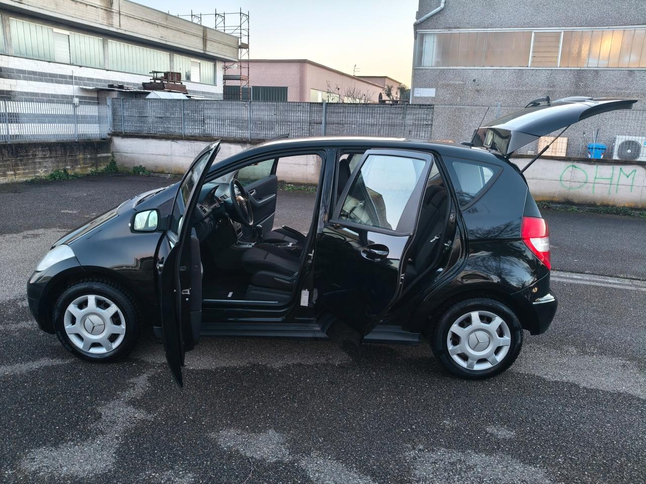 Mercedes A 160 del 2011 SOLAMENTE 139.000 KM