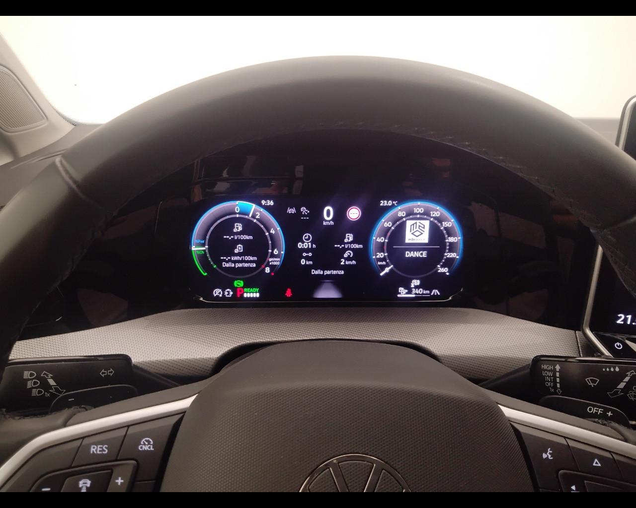 VOLKSWAGEN Golf VIII 2024 - Golf 1.5 tsi ehybrid Style 204cv dsg