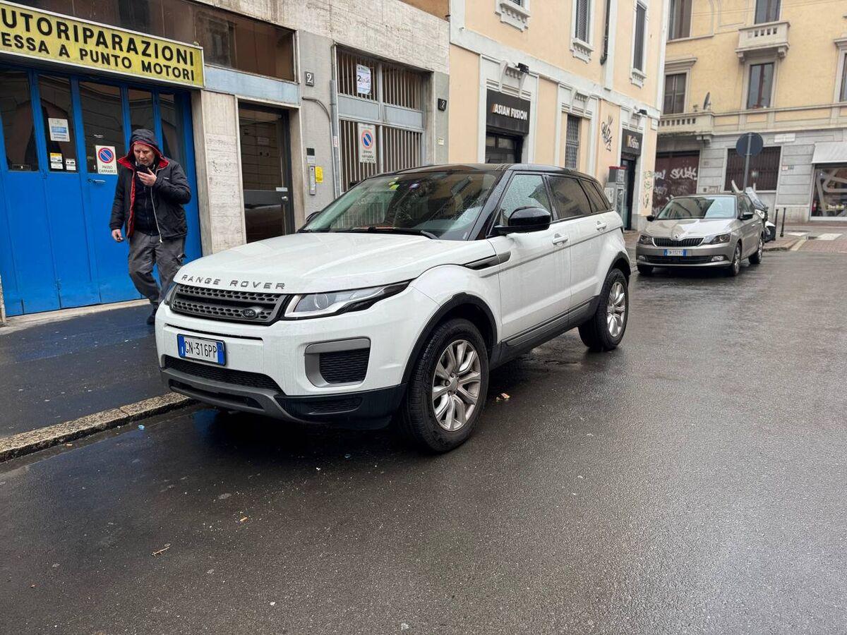Land Rover Range Rover Evoque 2.0 td4 Pure 180cv 5p auto