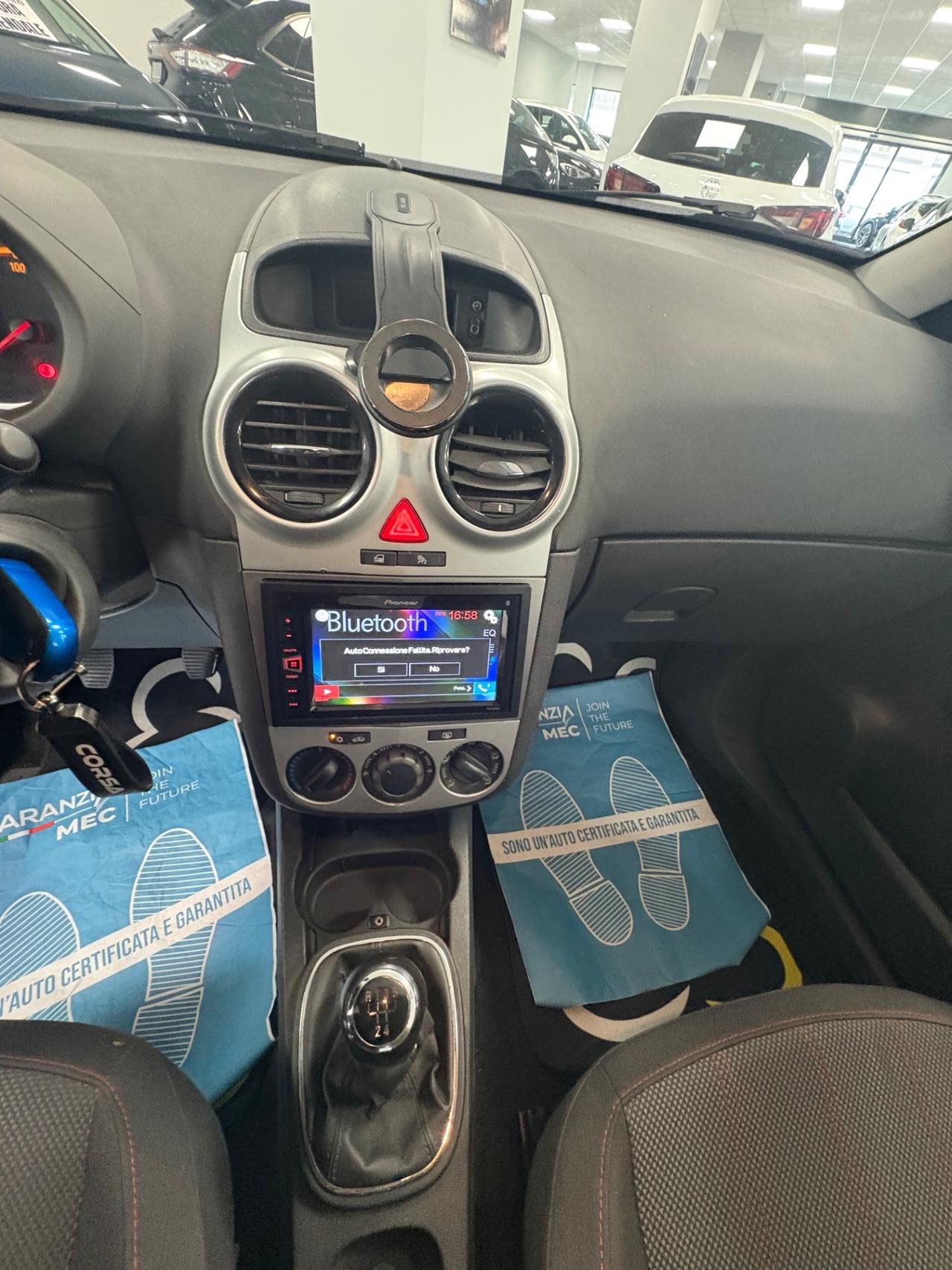 Opel Corsa 1.4 B 100cv 2010 km128000 neopatentati