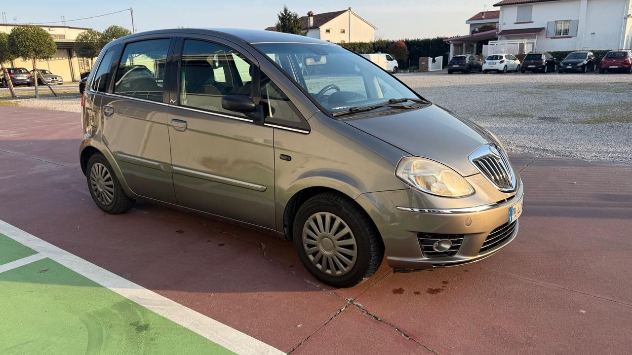 Lancia MUSA 1.4 16V Oro Plus + GPL