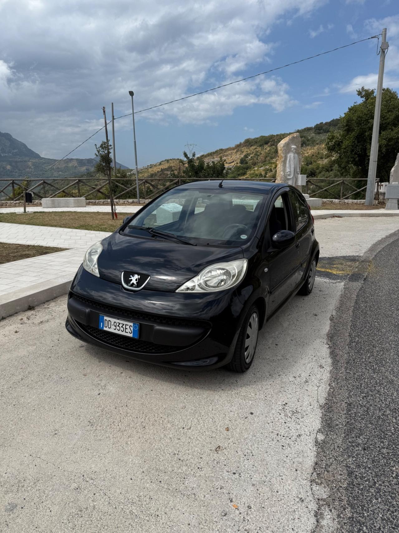 Peugeot 107 1.0 68CV 5p. Sweet Years ok neop.