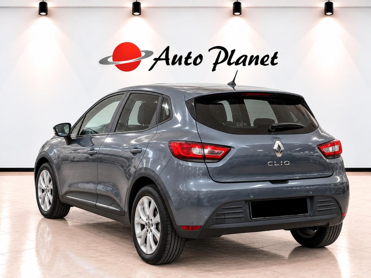 Renault Clio 1.2 75CV 5 porte Zen