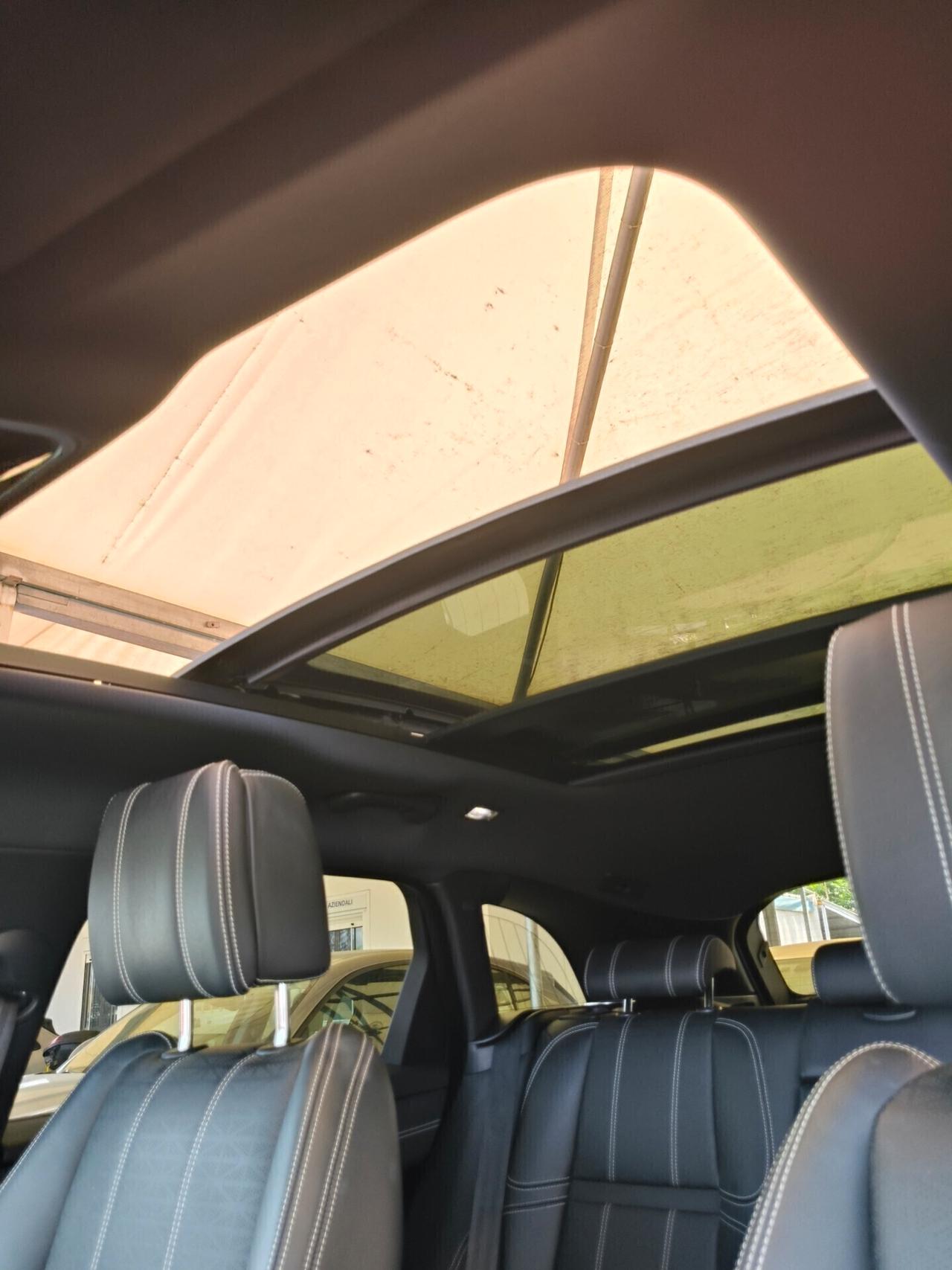 Range Rover Velar 2.0 Si4 300 CV R-Dynamic HSE