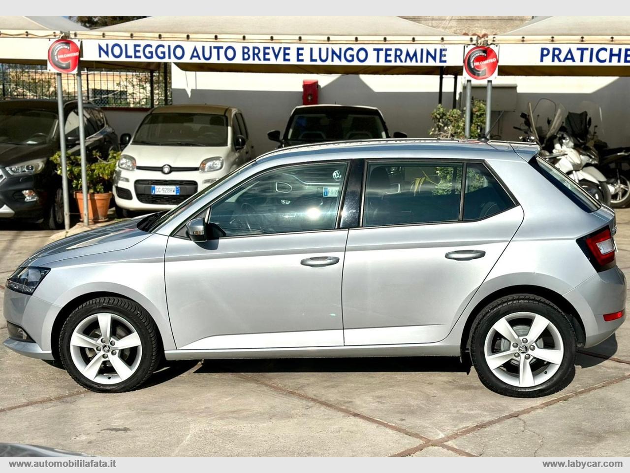 SKODA Fabia 1.0 MPI 60 CV Design Edition PER NEOPATENTATI