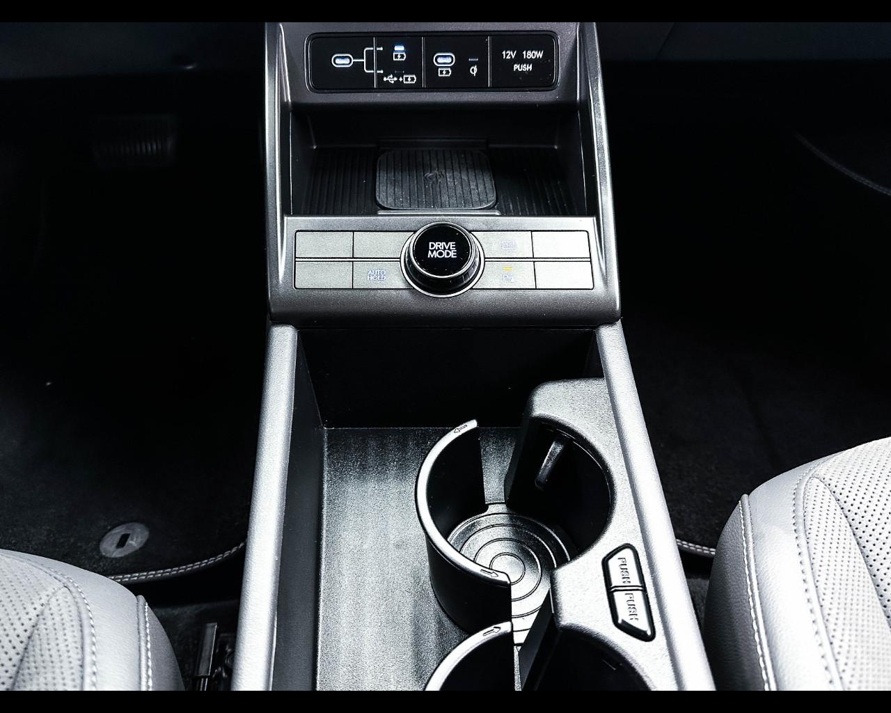 HYUNDAI Kona 2ªs. (2023-->) - Kona EV 64.8 KWh Exclusive