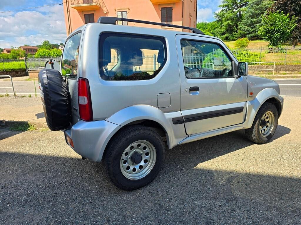 Suzuki Jimny 1.5 DDiS cat 4WD JLX