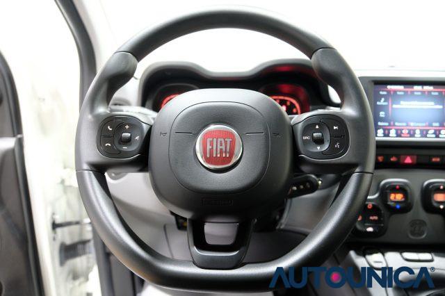 FIAT Panda 1.0 FIREFLY S&S HYBRID CITY CROSS NEOPATENTATI