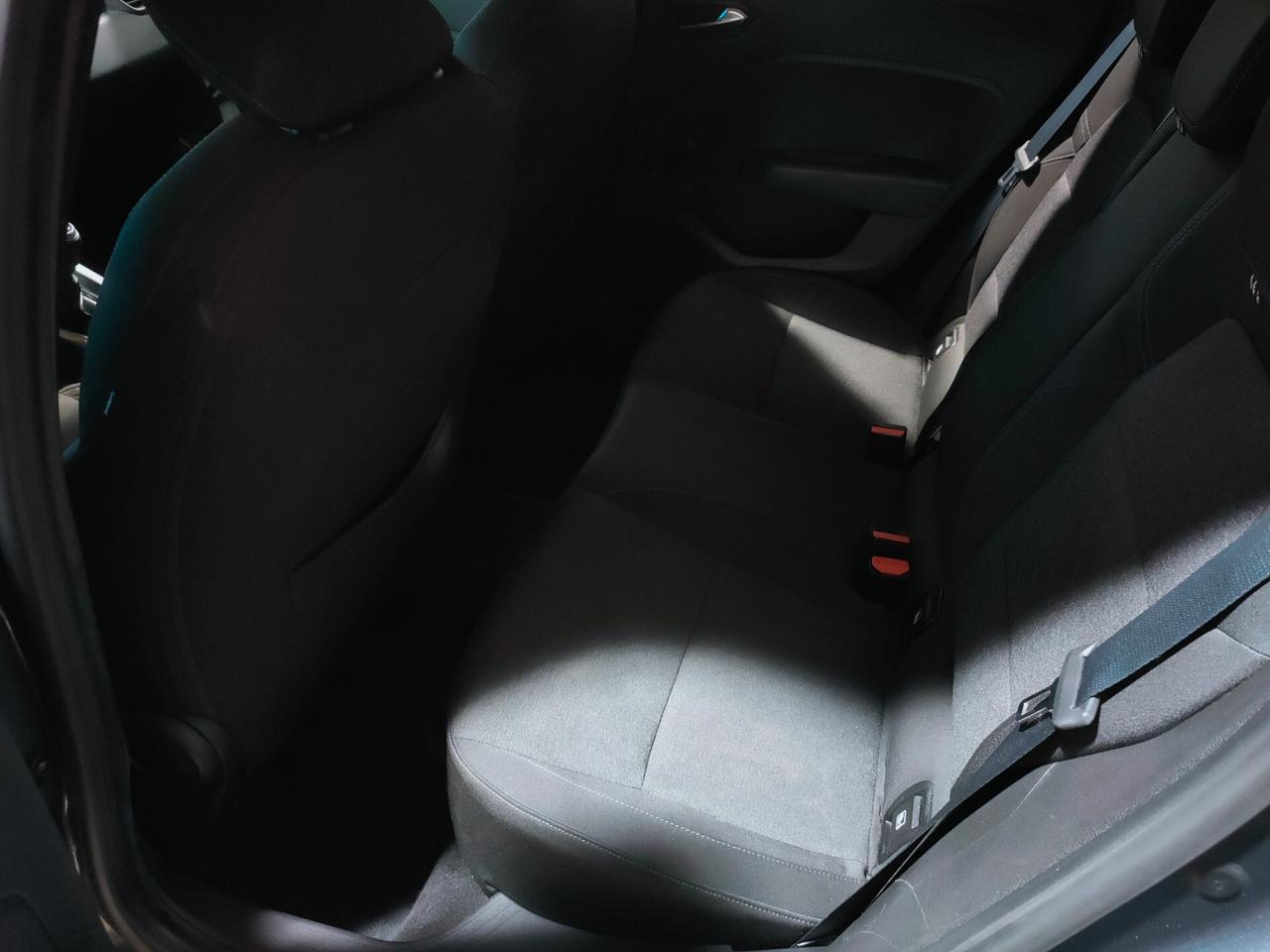 Renault Clio TCe 90 CV 5 .P Techno Euro 6D