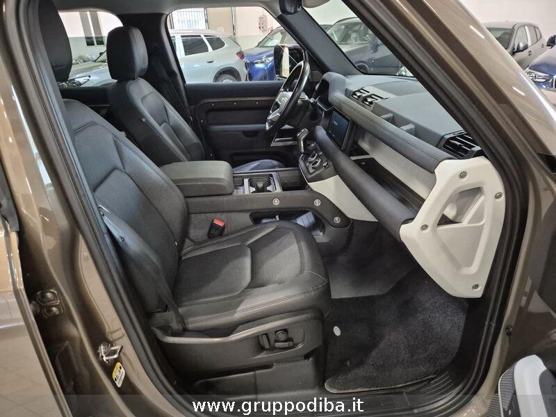 Land Rover Defender VII 2020 110 Diesel 110 3.0d i6 mhev SE awd 200cv auto