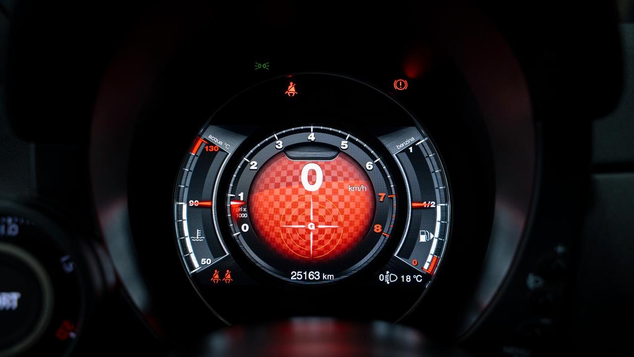 Abarth 695 1.4 TJET 180CV COMPETIZIONE CARBONIO BREMBO SABELT FULL OPTIONAL