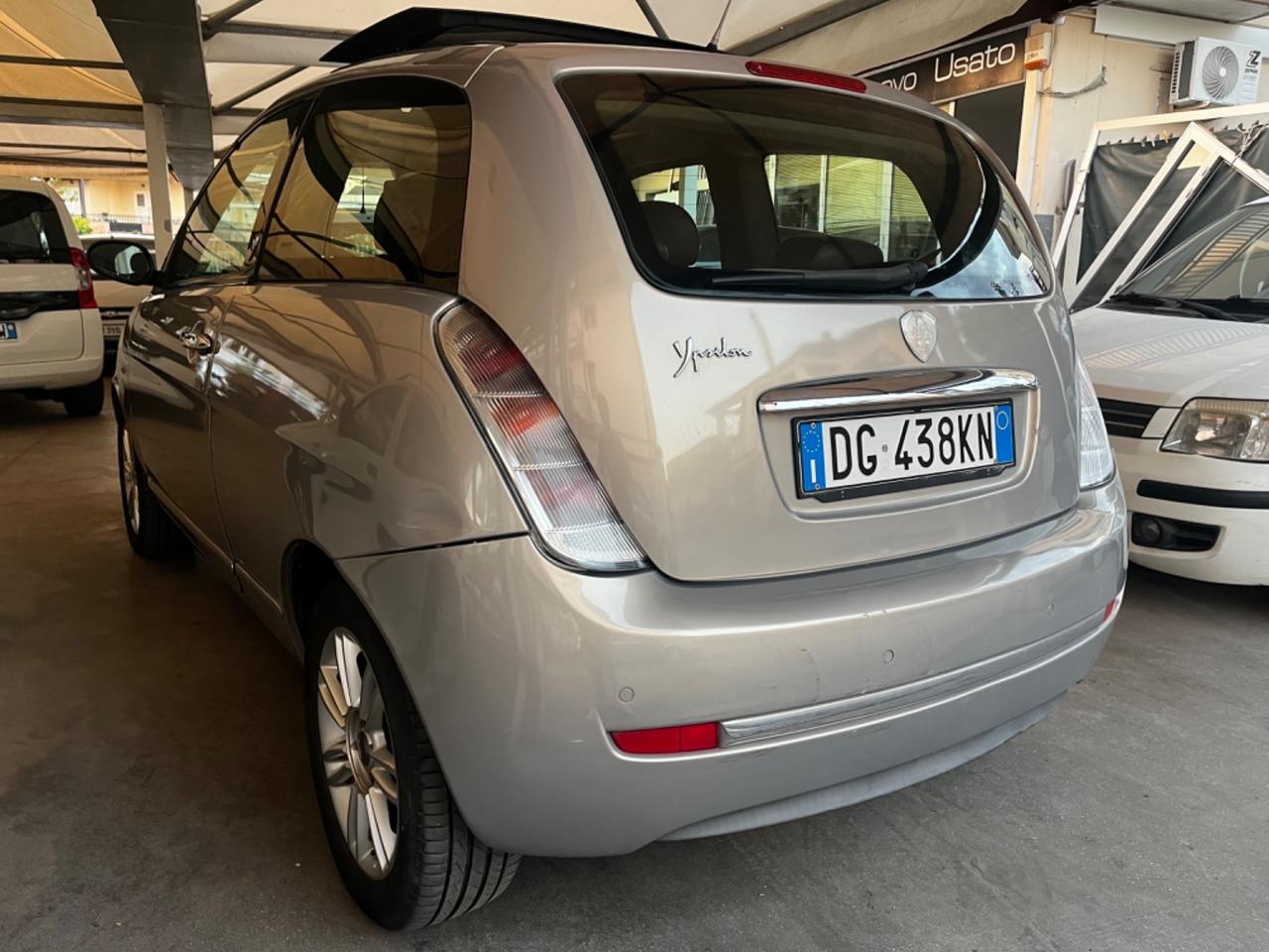 Lancia Ypsilon Cambio aut. appena rifatto