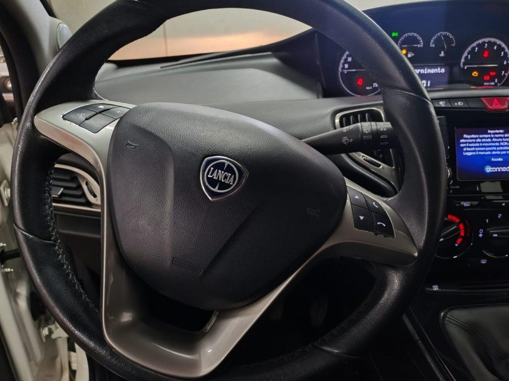 LANCIA Ypsilon 1.2 69 CV 5 porte GPL Gold