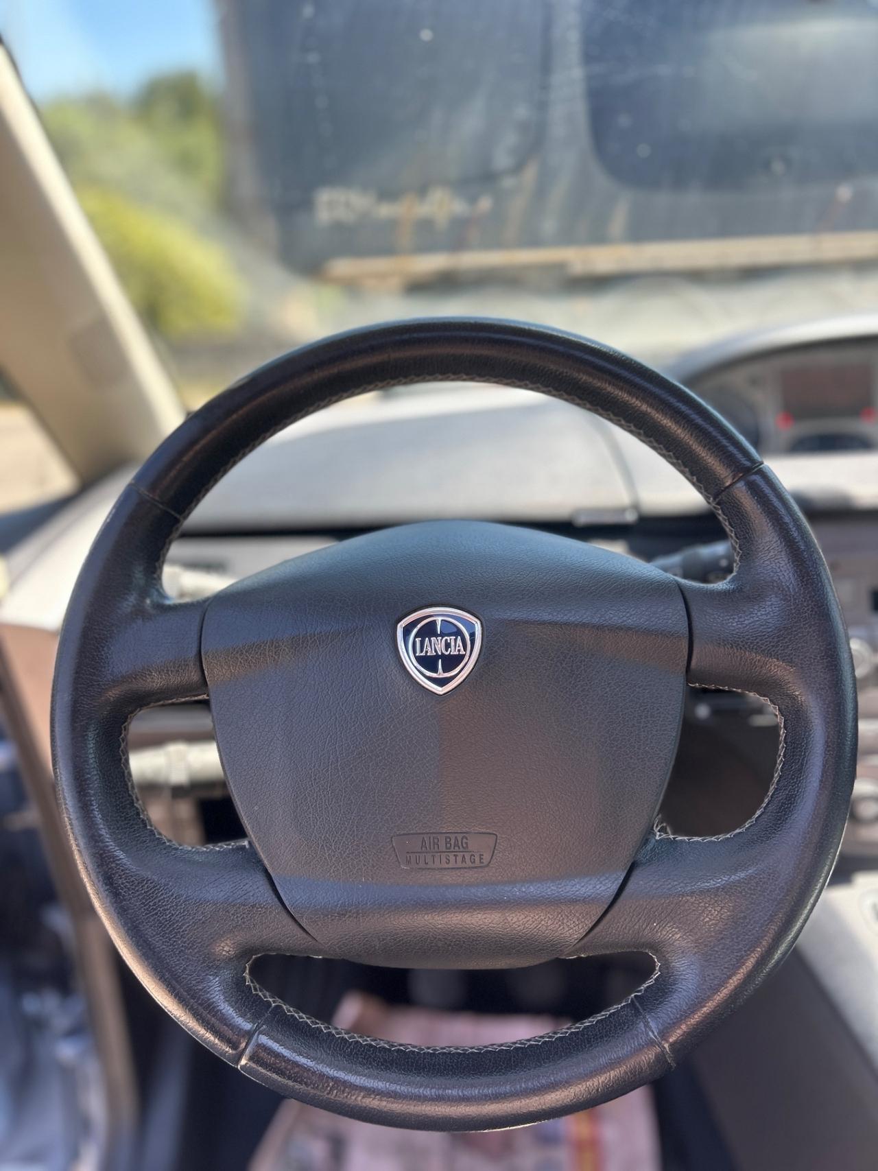 Lancia MUSA 1.4 16V EURO 5 Platino-2009 TETTO/15"