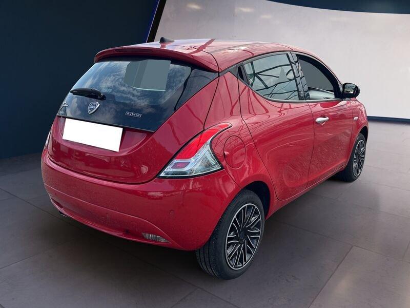 Lancia Ypsilon III 2021 1.0 firefly hybrid Gold s&s 70cv