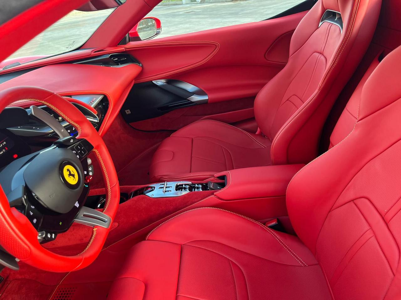 Ferrari SF90 Spider