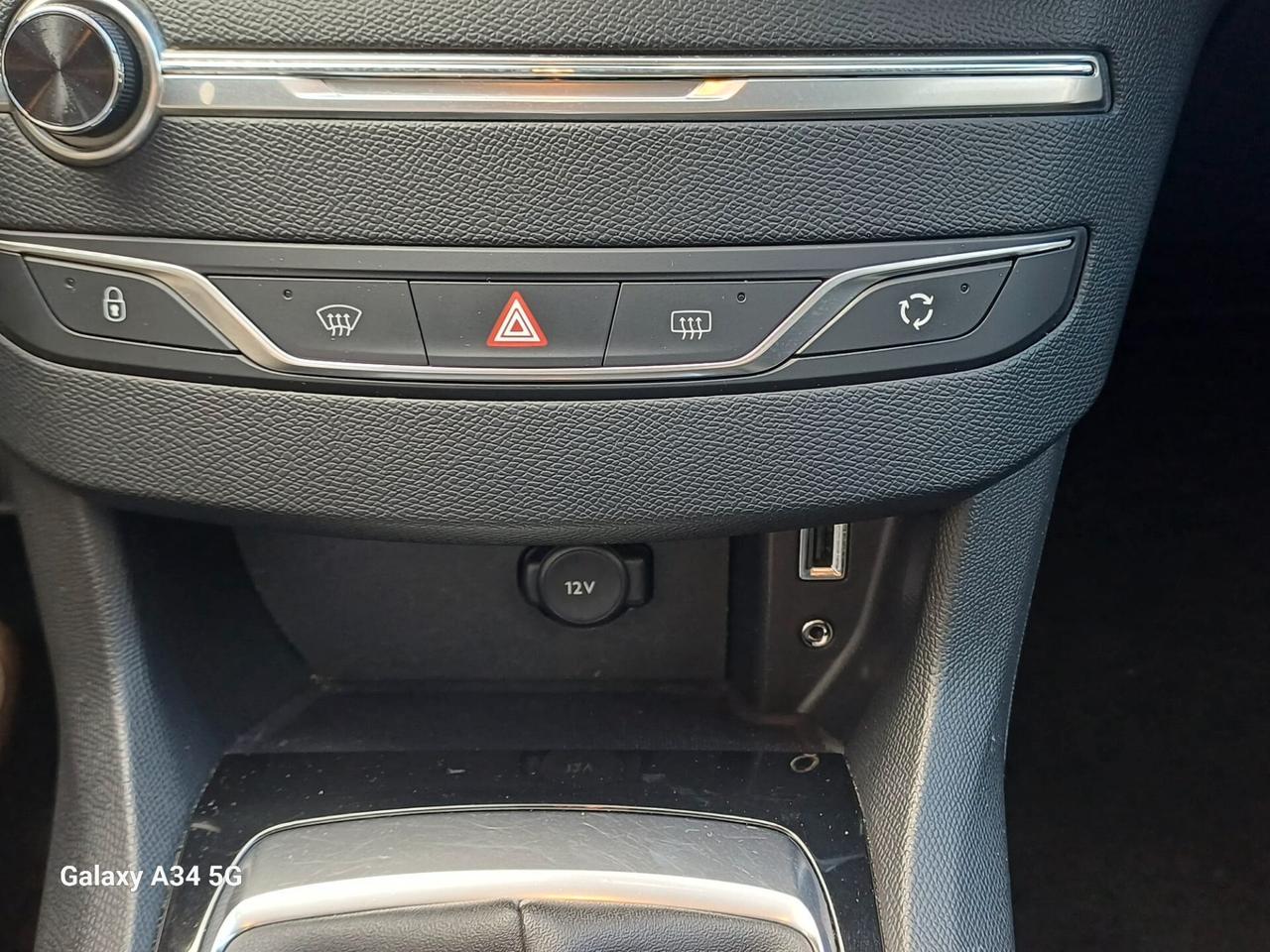 Peugeot 308 BlueHDi 100 S&S SW Business