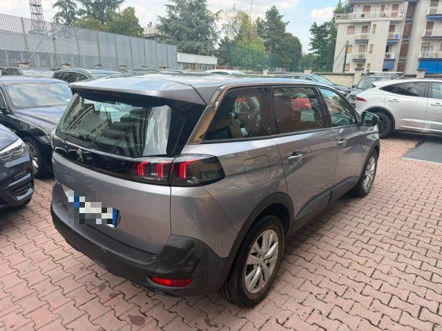 PEUGEOT 5008 BlueHDi 130 S&S EAT8 Active Business