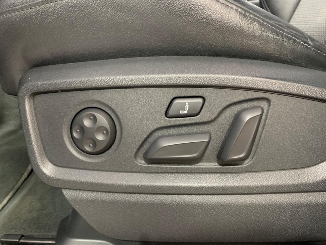 Audi Q5 40 TDI 204 CV quattro S tronic line plus