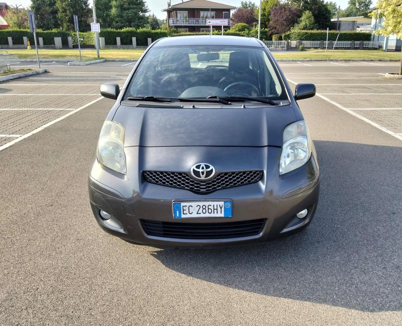 Toyota Yaris 1.0 69Cv 5 Porte*Aux*Clima automatico