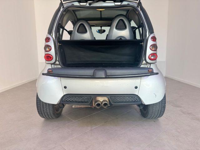 SMART ForTwo 700 coupé Brabus (55 kW)