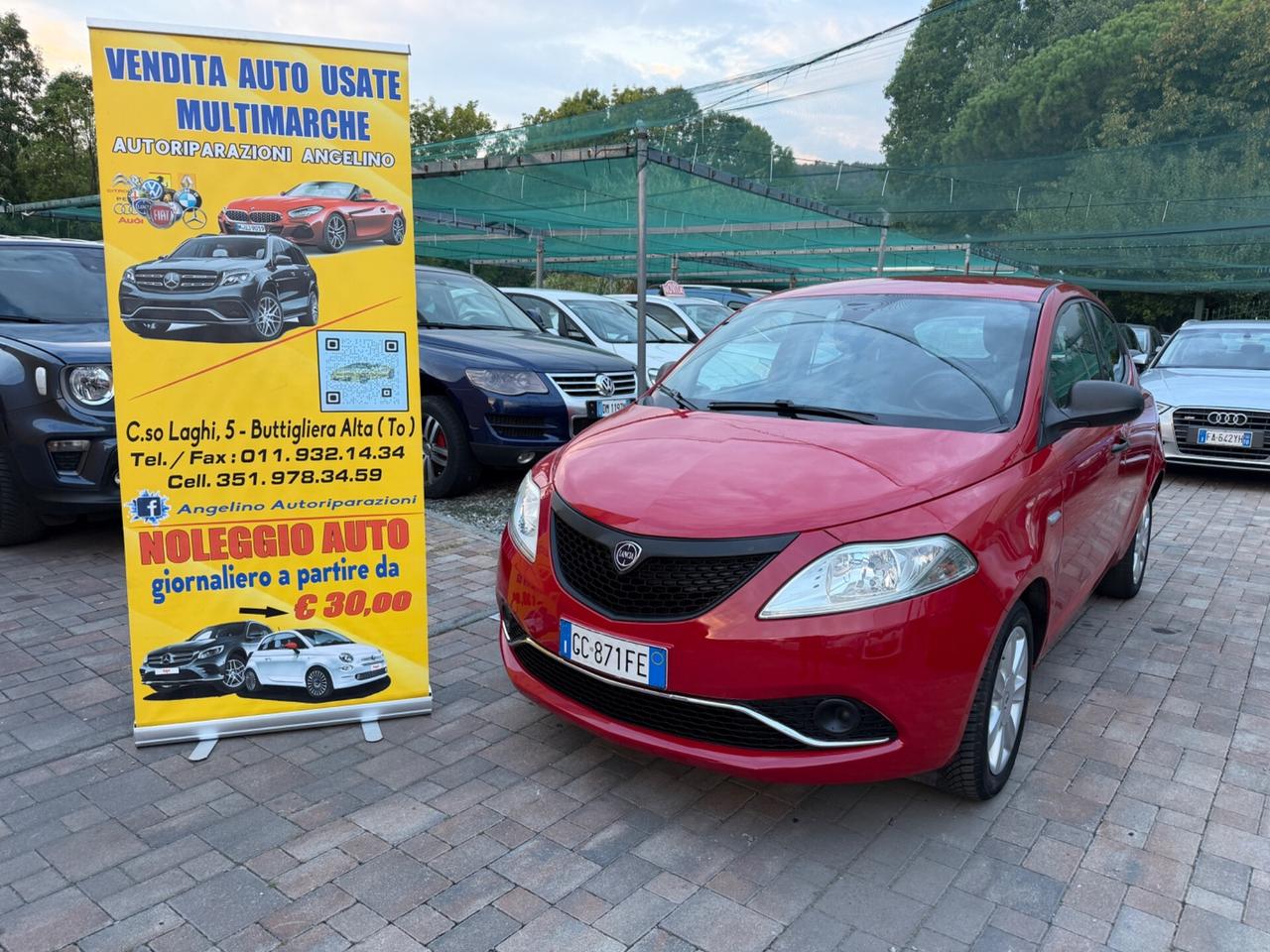 Lancia Ypsilon 1.0 Fire Hybrid Benzina
