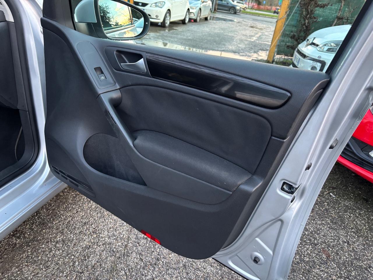 Volkswagen Golf 1.6 5p. Comfortline OK NEOPATENTATI