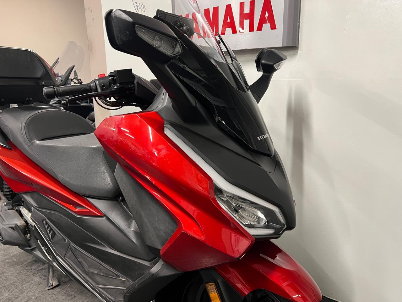 Honda Forza 350