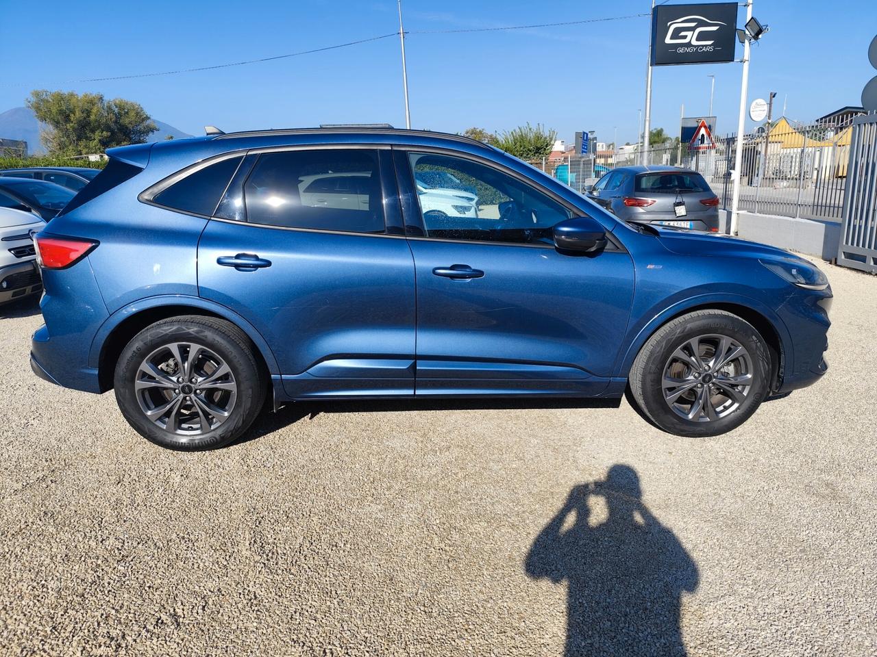 Ford Kuga 2.5 Full Hybrid 190 CV CVT 2WD ST-Line
