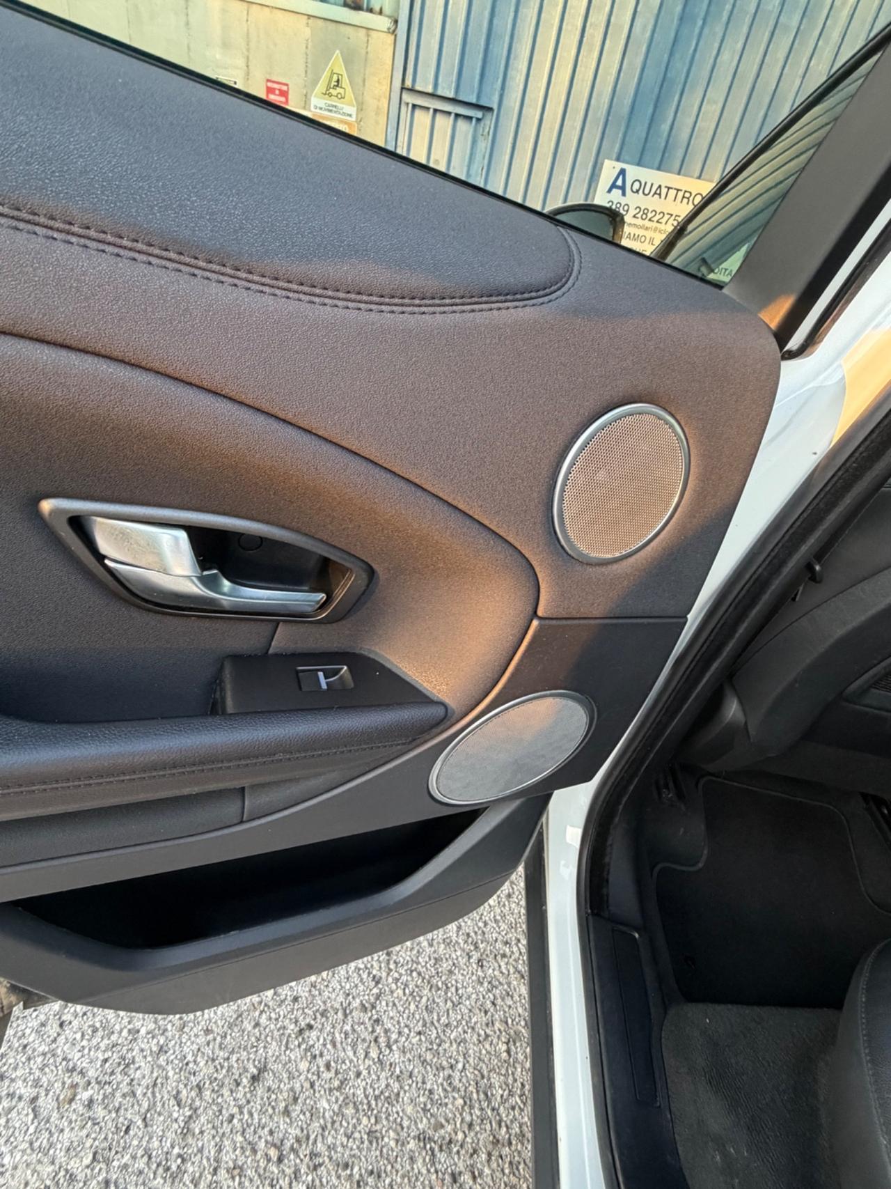 Land Rover Range Evoque 2.0 TD4 150 CV 5p. SE Dynamic