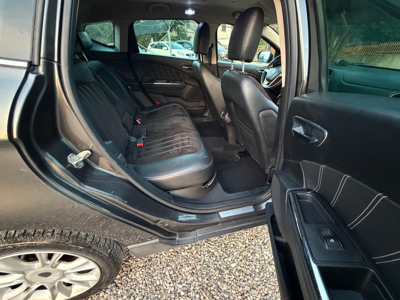 Lancia Delta 1.6 MJT DPF Oro