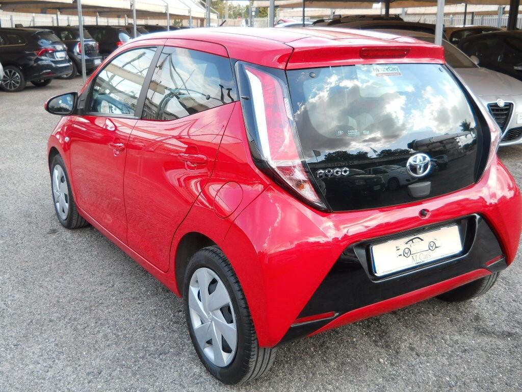 Toyota Aygo 1.0 VVT-i 72 CV 5 porte x-cool navi plus