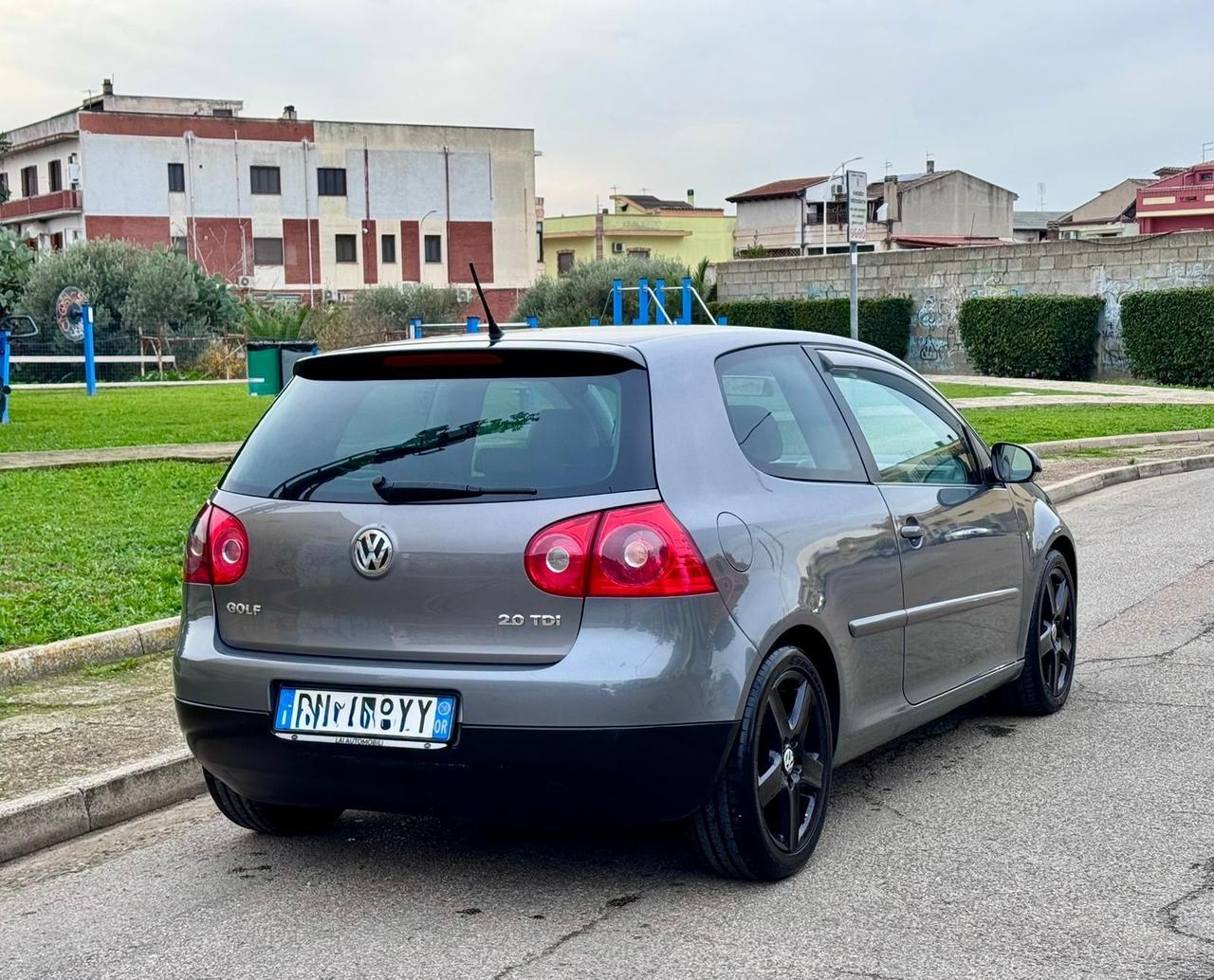 Volkswagen Golf 1.9 TDI DPF 3p. DSG GT Sport