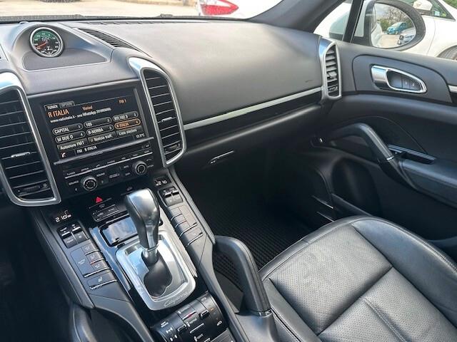 Porsche Cayenne 3.0 Diesel 250CV Platinum Edition