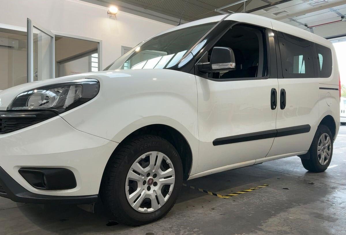 Fiat Doblò 1.6 MJT 5POSTI AUTOCARRO