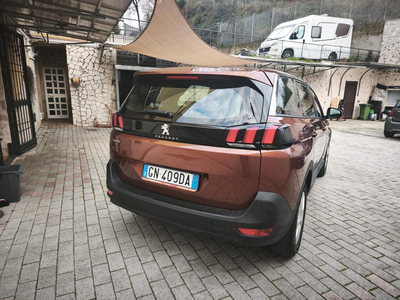 Peugeot 5008 BlueHDi 130 S&S EAT8 Active Pack