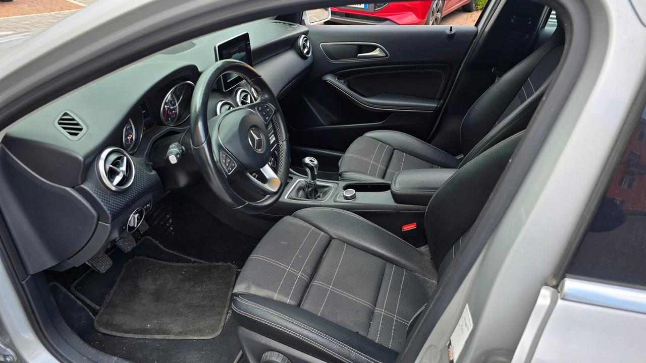 Mercedes-benz A 180 A 180 d Sport