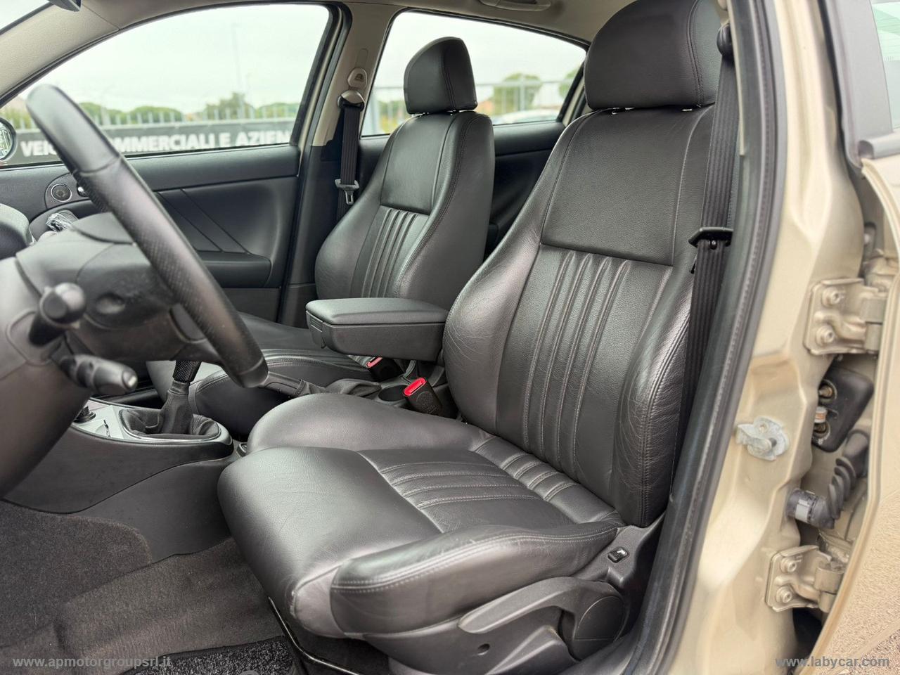 ALFA ROMEO 147 1.6 TS 105CV 5p. Distinctive