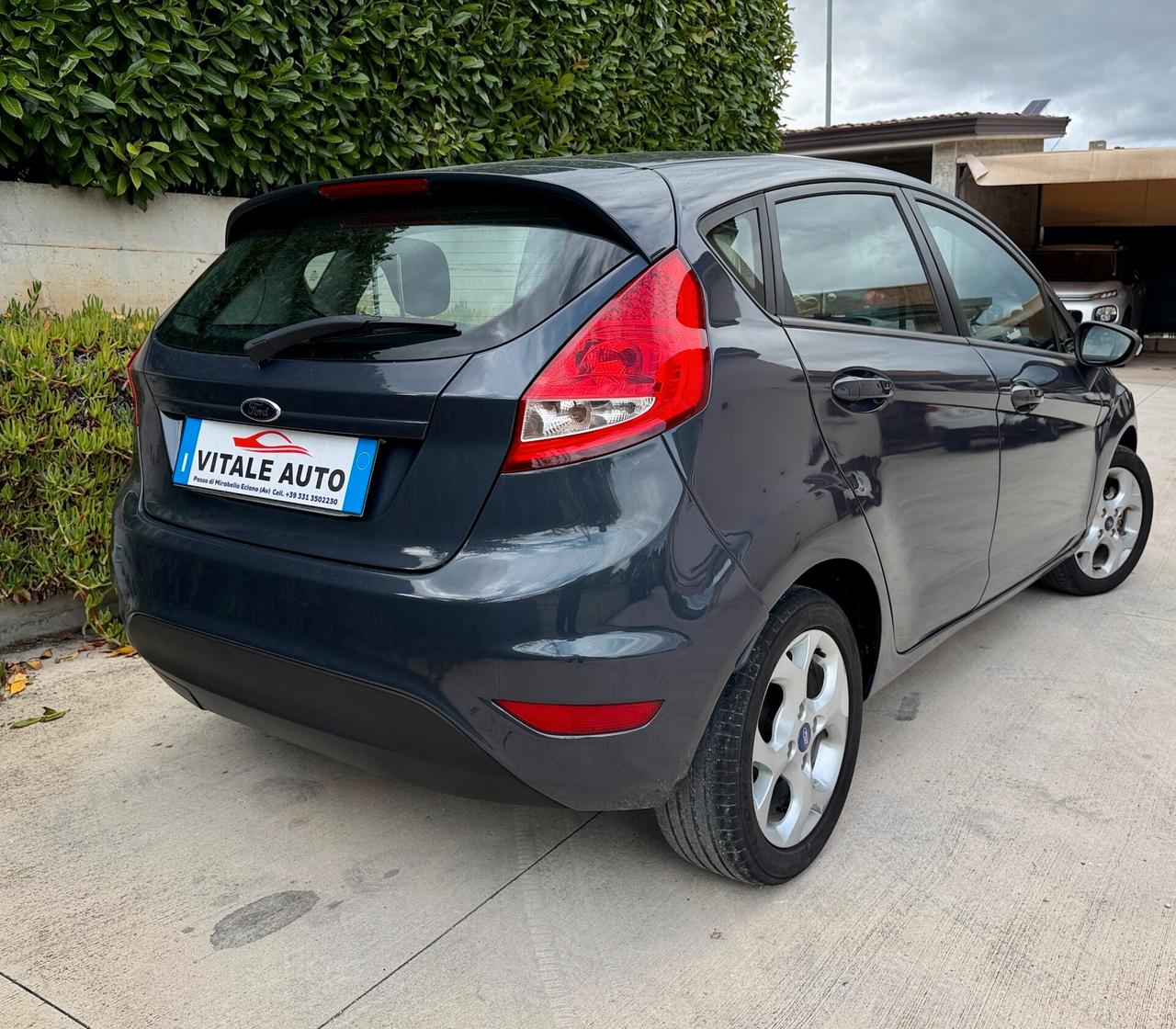 Ford Fiesta 1.4 TDCi 70CV 5 porte Titanium