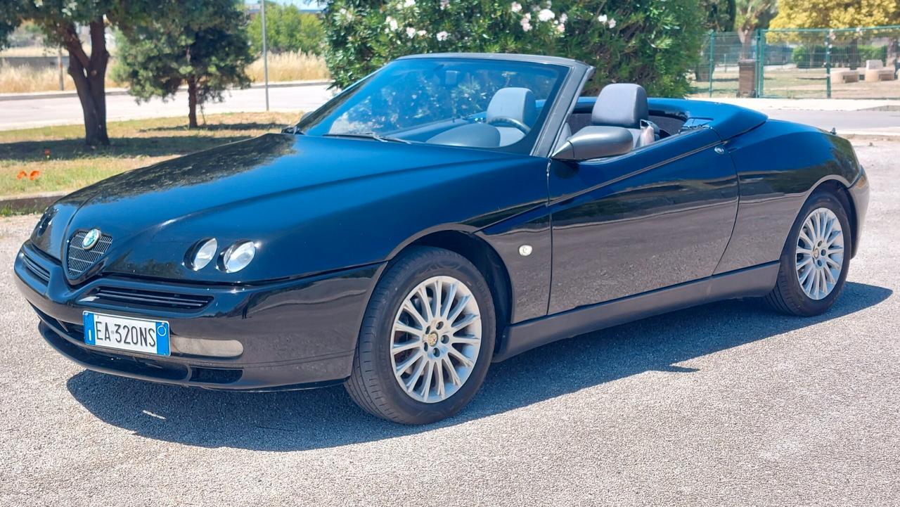 Alfa Romeo GTV Spider 2.0i 16V Twin Spark