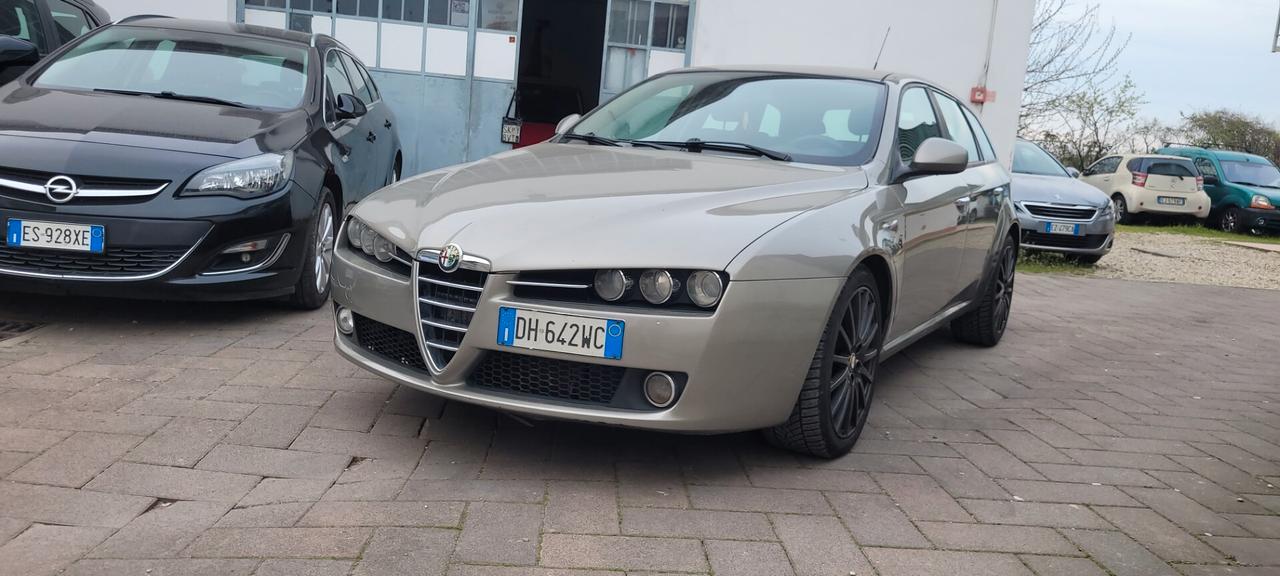 Alfa Romeo 159 1.9 JTDm Sportwagon